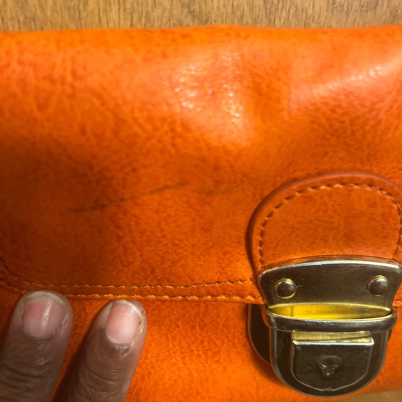 mark. Crossbody purse - Picture 3 of 6